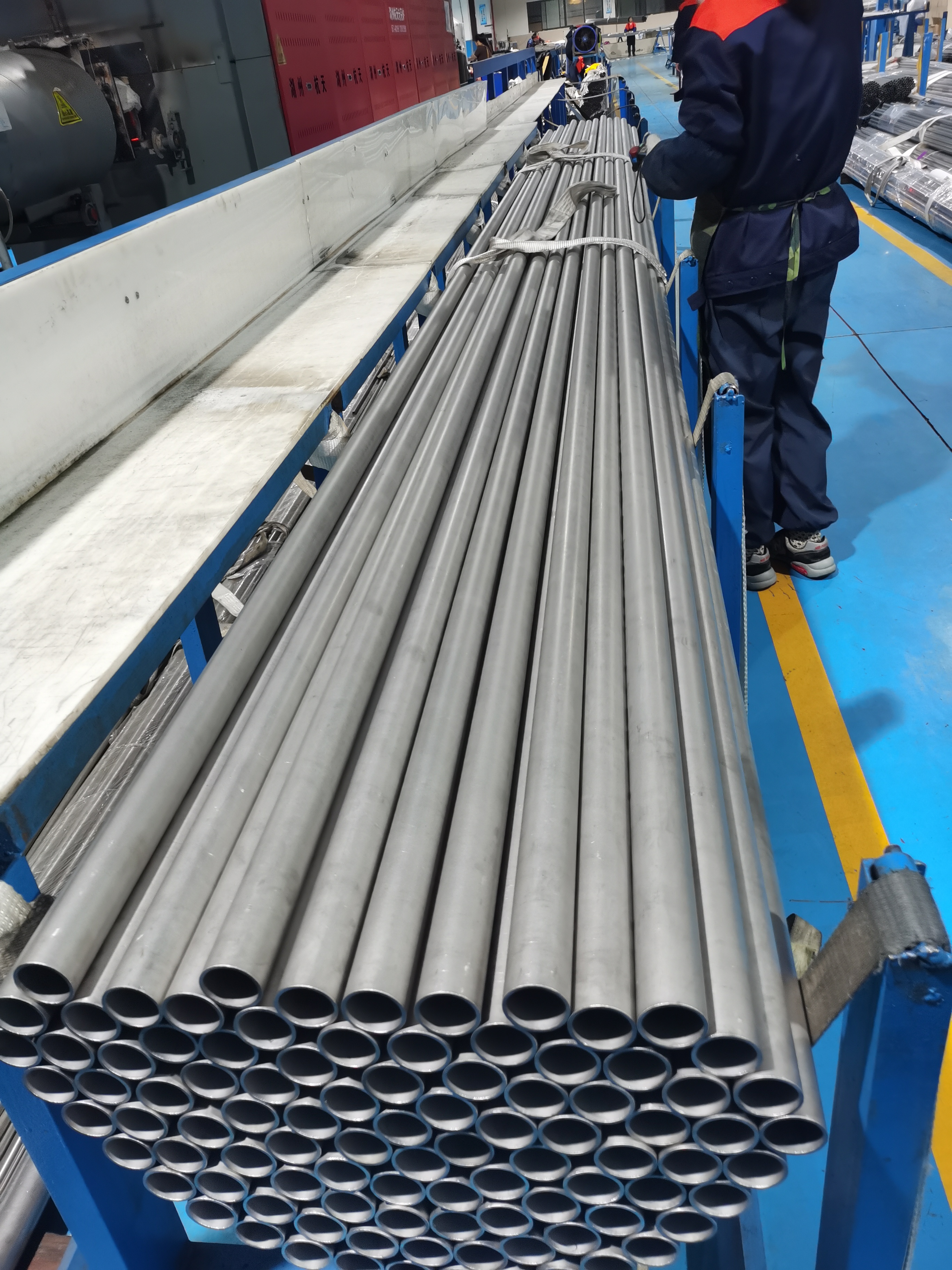 Industrial Grade 316Ti S31635 Stainless seamless Steel Pipe & Tube for High-Temperature Applications