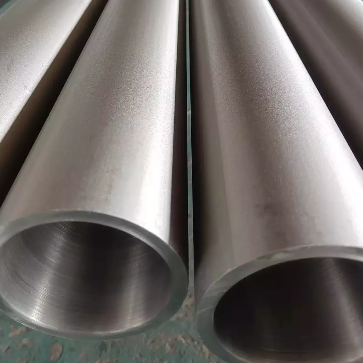 news_main_image_Pickling-round-seamless-pipe5209928380415836826.jpg